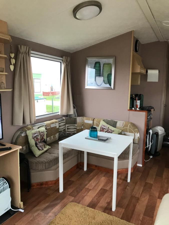 Melody Brooks Caravan Park Portknockie Exterior photo
